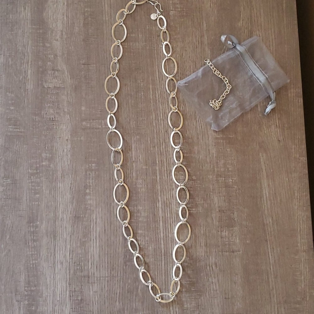 Mialisia necklace with extender